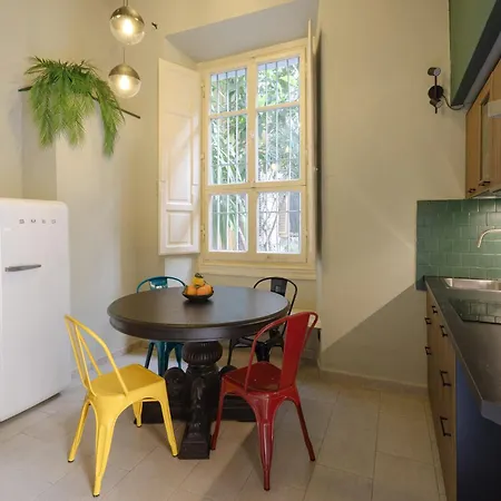 Sant'ambrogio Oasis Apartman *